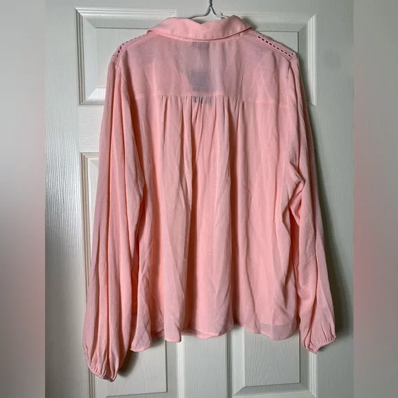 Torrid | Madison Washable Gauze Embroidered Long Sleeve Shirt - 2 - Picture 4 of 7